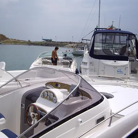 Relaks W Marina Cape 88 * Ахелой
